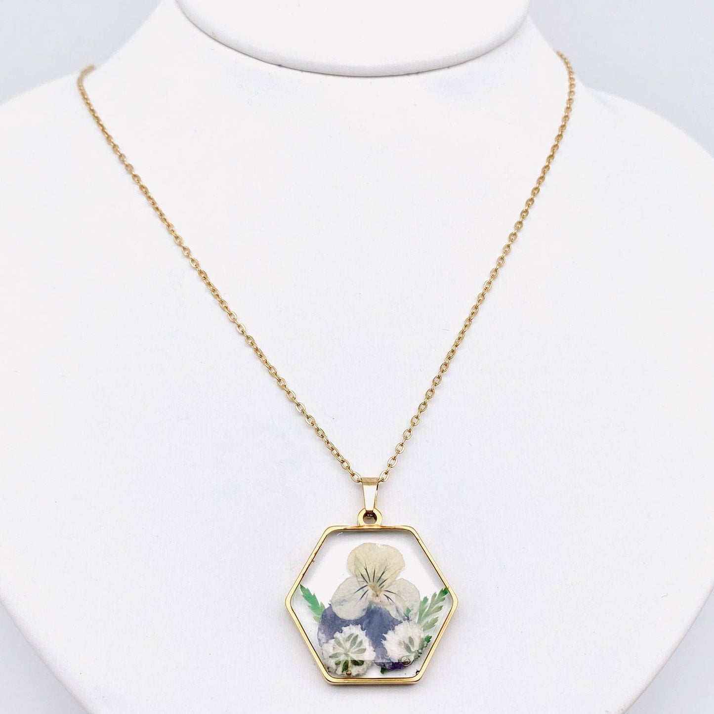 Dried Flower Floral Hexagon Charm Gold-plated Necklace - {RTS}